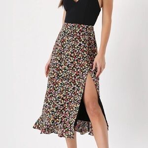 Lulu's Asymmetrical City Sweetie Black Floral Print Ruffled Midi Skirt EUC